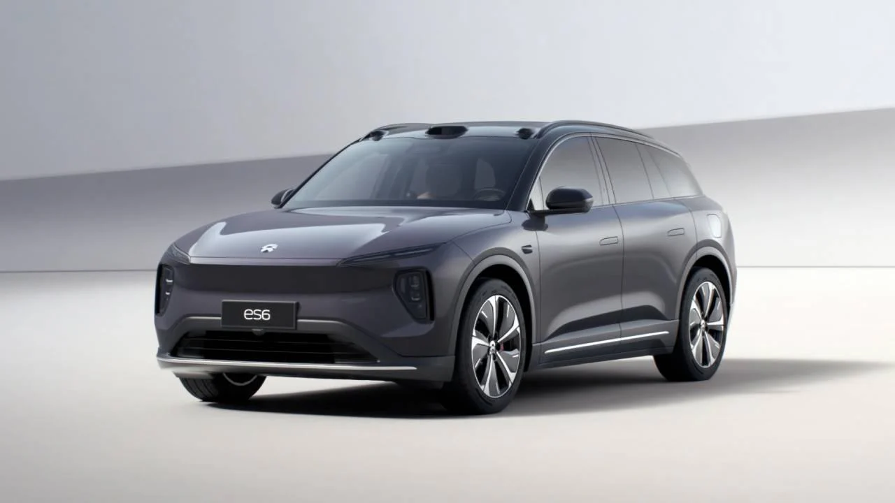 2024 NIO ES6 Mid-Size Luxury Electric SUV - Image 4