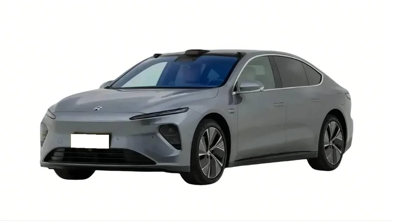 2024 NIO ET7 Full-Size Luxury Electric Sedan - Image 10