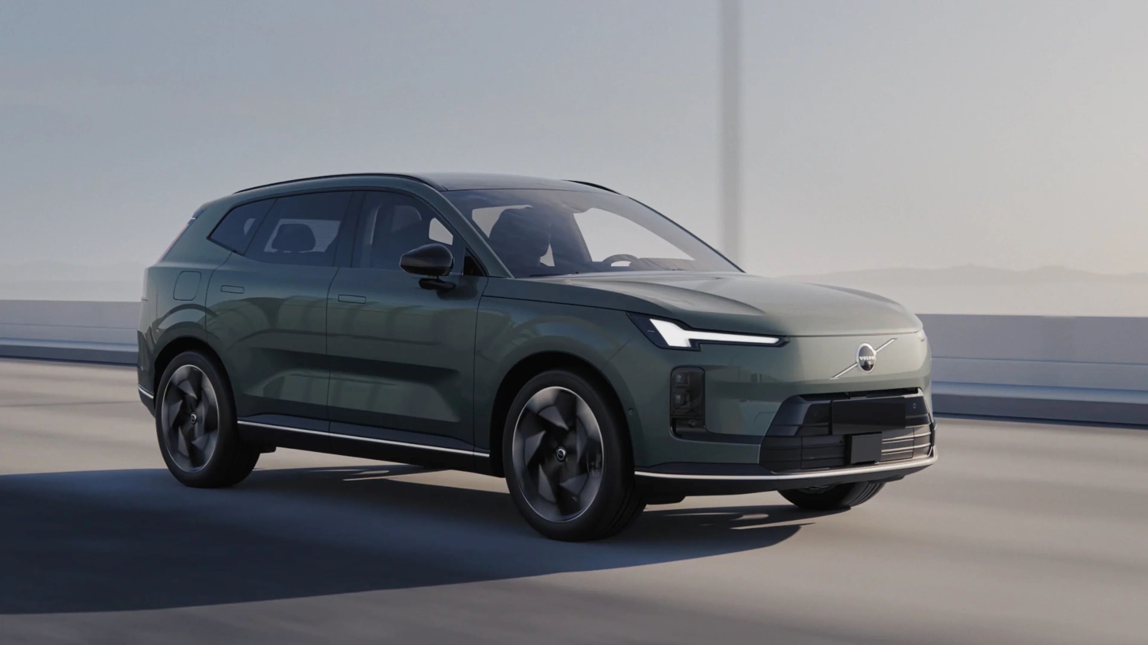 2026 Volvo XC70 Mid-Size Luxury Plug-in Hybrid SUV - Image 10
