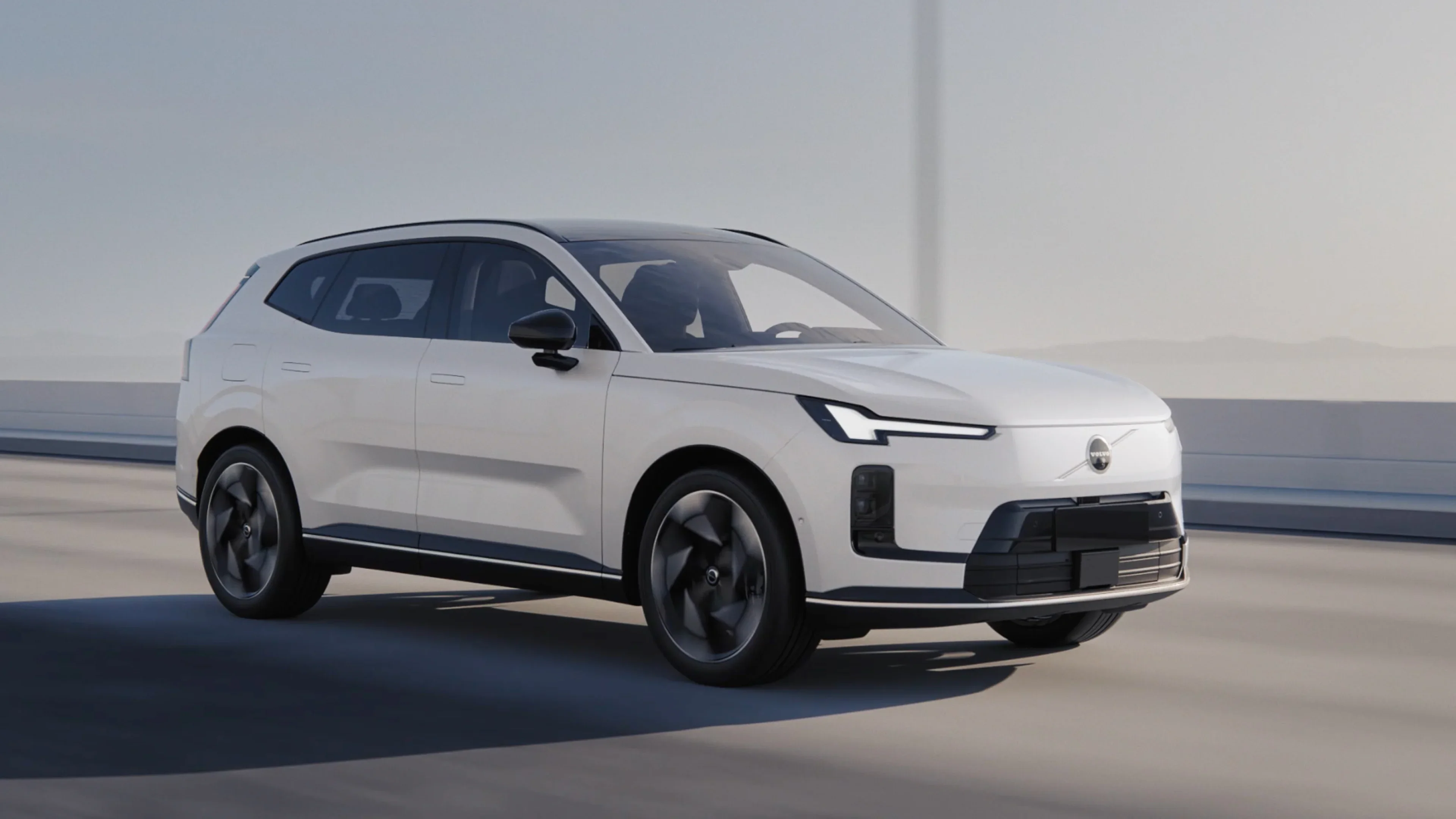2026 Volvo XC70 Mid-Size Luxury Plug-in Hybrid SUV - Image 6